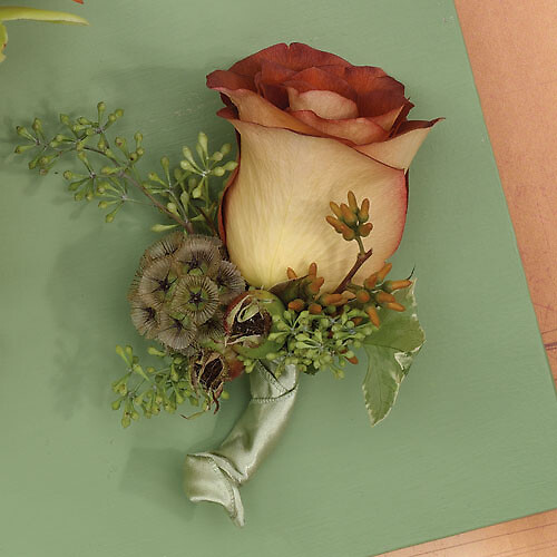 Boutonniere48