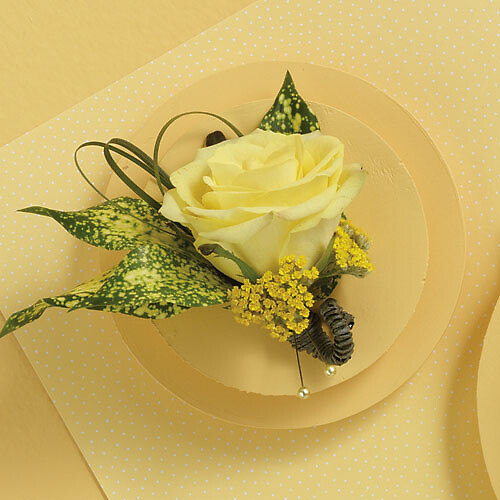 Boutonniere6